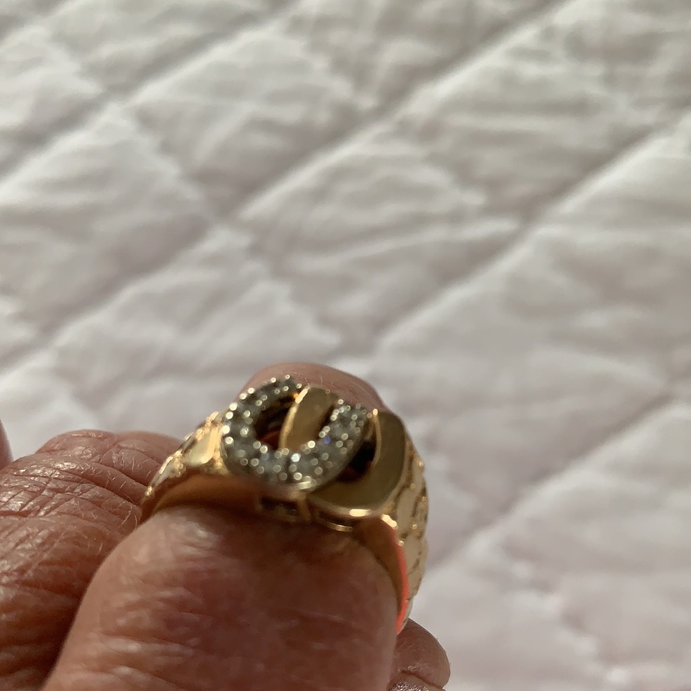 14 K GOLD  DOUBLE HORSESHOE RING - Picture 12 of 17